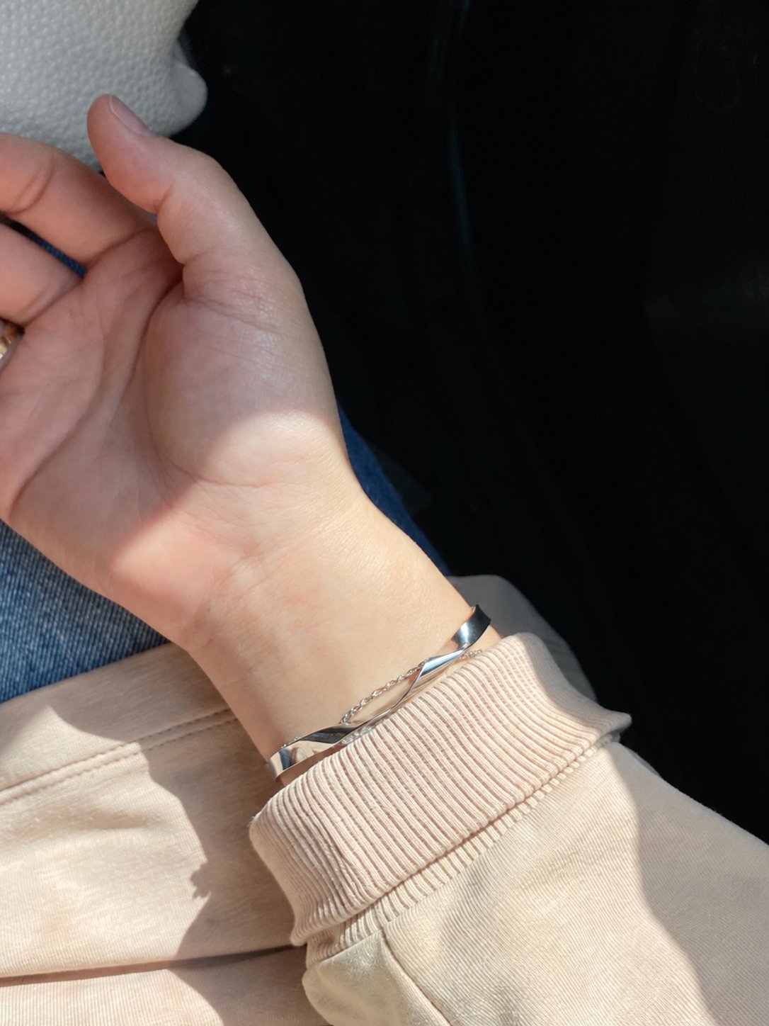 Silver Leaf Bracelet - Image 3