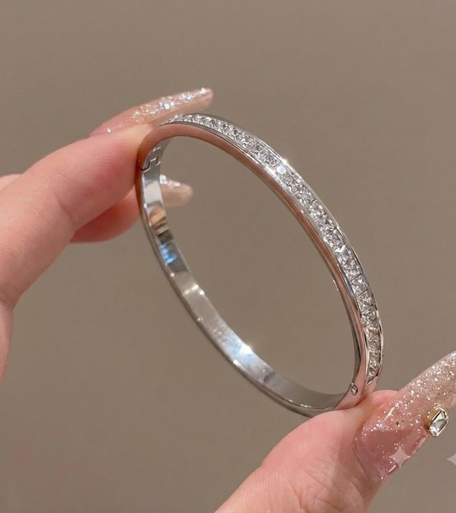 Silver Radiance Bracelet - Image 2